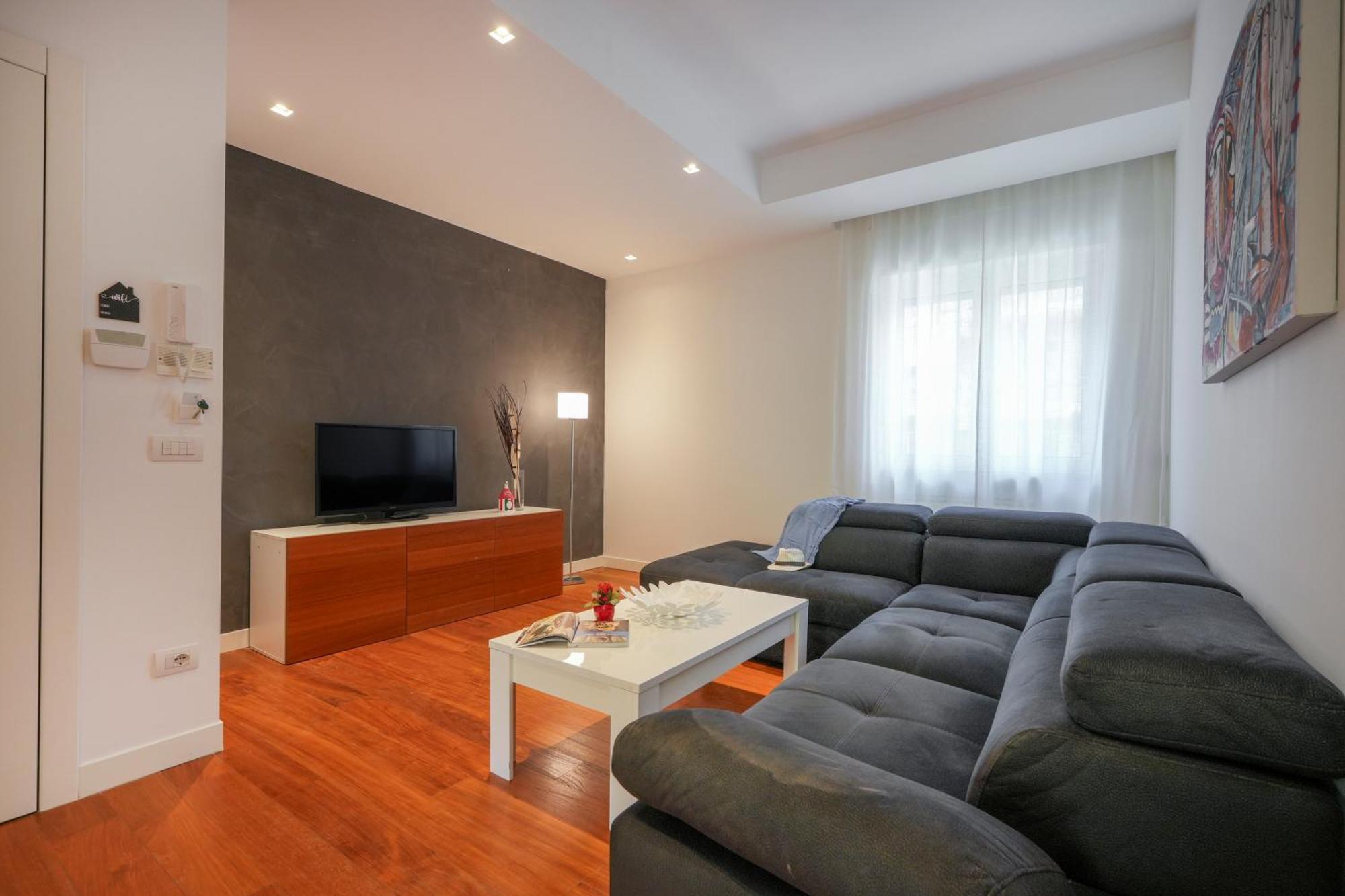 Gli Aquiloni Apartment - Steps From The Station Bari Exteriér fotografie
